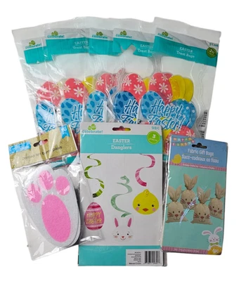 Celebrate Happy Easter Treat Bags 20 Bags Rabbit Footprints Gift Bag Decorations - Image 1 of 4