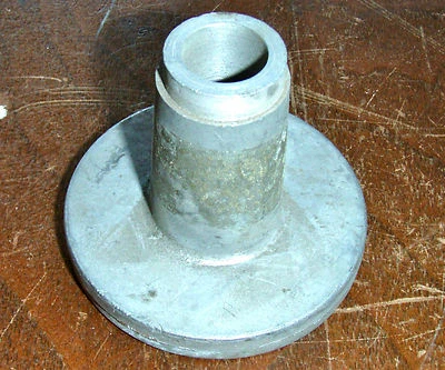 Brida de rueda de amoladora de banco Delta 7" NOS p/n 412081035002 23-750 23-760 amoladoras Foto 1 de 2