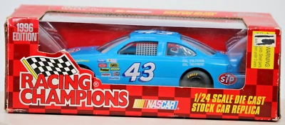 1996 Edition Racing Champions #43 Bobby Hamilton STP 1:24 Die Cast Stock Car - Image 1 of 4