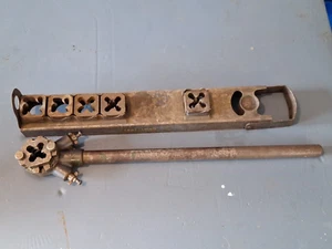 Vintage ratcheting Craftsman Square 6 Die Pipe Threader Set With Guides - Picture 1 of 14