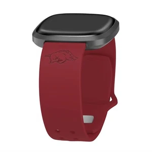 Arkansas Razorbacks graviertes Silikon Uhrenarmband für FitBit Versa und Sense - Bild 1 von 16