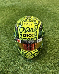 Lando Norris Helm signiert 2025 - Bild 1 von 7