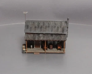 Woodland Scenics BR5869 O Built-&-Ready Rustic Cabin EX - Picture 1 of 8