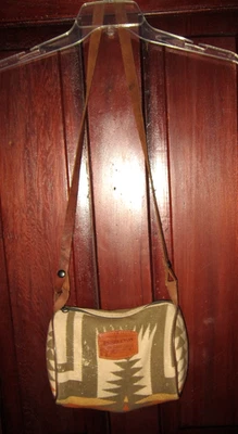Pendleton Bandolera Bolso Lana Nativo Indio Manta Estampado Suroeste EE. UU. Foto 1 de 4