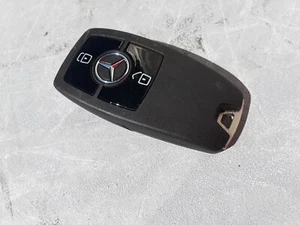 2019-2023 MERCEDES-BENZ SPRINTER KEYLESS ENTRY REMOTE FOB KEY TRANSMITTER OEM - Picture 1 of 7