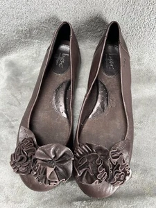 BOC Born Mujer’s 9 Cuero Flores Ballet Pisos Marrón Hada Y2k Chica Punta Redonda - Imagen 1 de 6