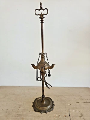 Lucerna Lampada Lanterna Fiorentina ad Olio in Ottone 4 Fiamme Anni 50 - Immagine 1 di 4