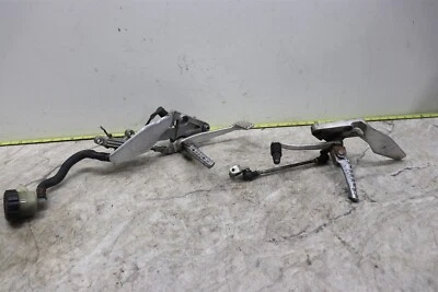 Juego trasero derecho izquierdo Yamaha Fzr1000 1989-1990 con maestro de freno trasero y palanca de cambios Foto 1 de 4