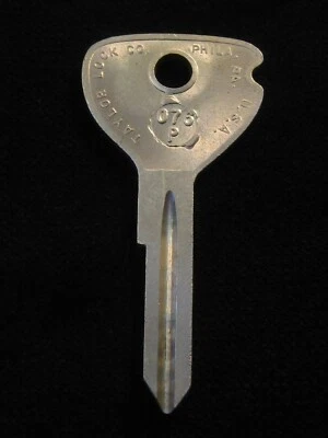 62PH OPEL LLAVE EN BLANCO Puertas de encendido 1964-1970 Rallye Kadett Opel 66 67 68 69 Foto 1 de 3