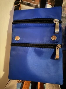 Small Blue Purse - Picture 1 of 3