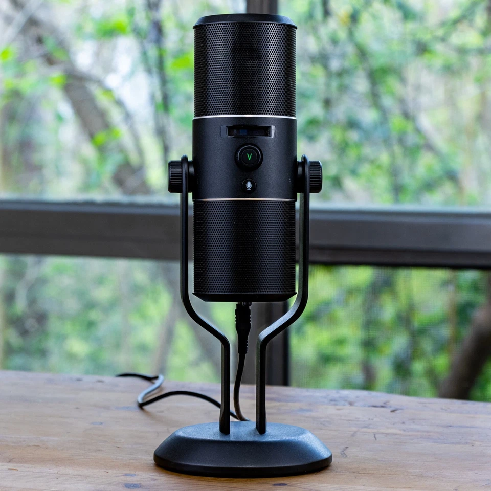 Razer Seirēn (RZ05-01270) - Great Condition! - Image 1 of 4