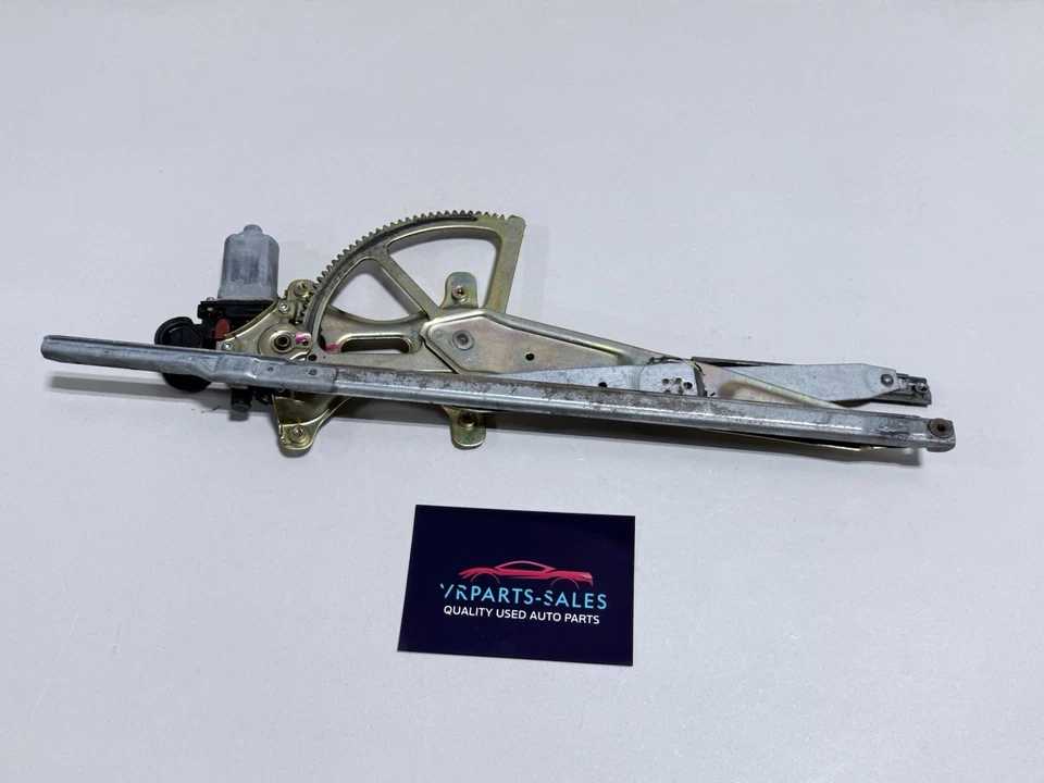01-06 LEXUS UCF30L LS430 FRONT LEFT DRIVER WINDOW REGULATOR W MOTOR OEM #8541 - Image 1 of 4