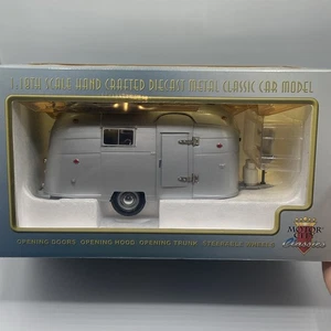 Motor City Classics Airstream Trailer 1:18 Scale Model 92005 - Picture 1 of 8