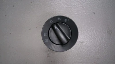 Lichtschalter Vorne Links 1C0941531A VW Passat Variant 1.9 TDI Bj 2003 - Bild 1 von 4