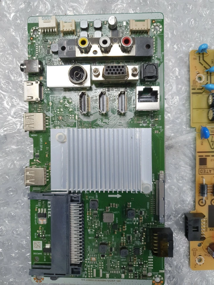 JVC LT-40CF890 MAINBOARD  - Image 1 of 1
