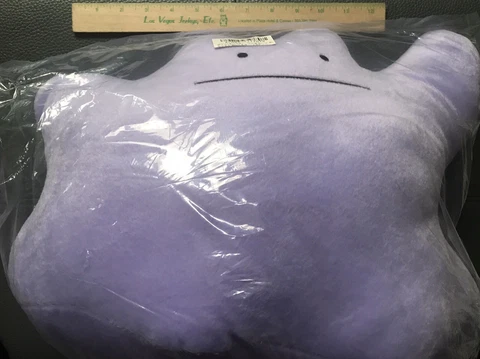 2019 NEW EXCLUSIVE! SEALED! RARE! Toreba Pokemon Large Ditto Plush Doll. CUTE! Cover