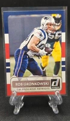 2015 Donruss Football Card #118 Rob Gronkowski - Image 1 of 2