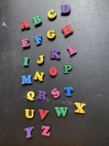 26 piezas de dijes para zapatos letras números y signos alfabeto dijes para zapatos - Imagen 1 de 2