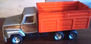 ERTL cattle livestock truck STK 3605 gray and orange - Picture 1 of 5