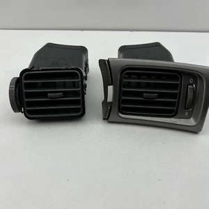 Subaru Forester SH Dash Air Vent Pair 03/2008-08/2012 - Bild 1 von 10
