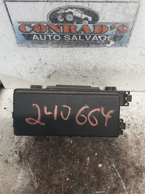 Fuente de alimentación ECM chasis incluye caja de fusibles compatible con 09-10 COMMANDER 1568930 Foto 1 de 4