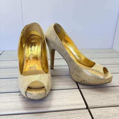 Charles Albert open to metallic gold stiletto pumps Size 9 - Image 1 of 4