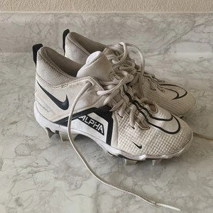Scarpe da calcio Nike Alpha Menace 3 giovani ragazzi taglia 1 anno bianche - Foto 1 di 9