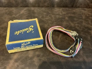 GUIDE LAMPS AND SERVKCE PARTS 5945073 -NOS- - Picture 1 of 7