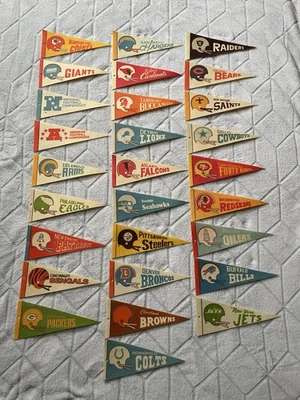 NFL Sports Felt Pennants 9” Lote Vintage De 28 AFC, NFC Teams Futebol EUA - Imagem 1 de 4