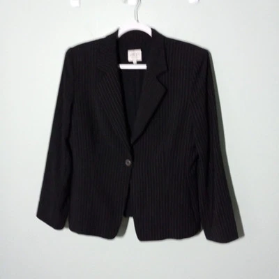 Chaqueta Blazer Armani Collezioni Talla 12, Traje de Lana a Rayas Negras Carrera En muy buena condición Foto 1 de 4