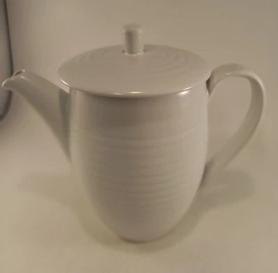 Tetera Johnson Brother hoja suave blanco verde gres defecto en muy buena condición  Foto 1 de 4