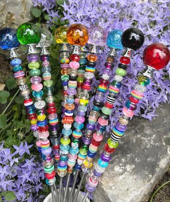 Blumenstecker (1 Stück) Feenstab mit Perlen Gartenstecker, Sonnenfänger handmade - Bild 1 von 4