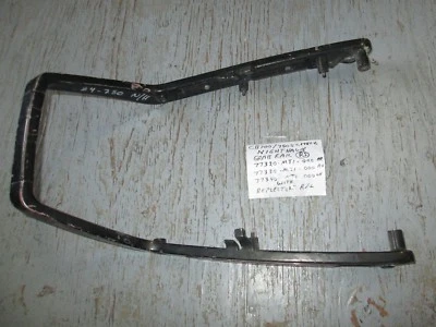 CB700SC / CB750SC NIGHTHAWK, barra de agarre / carril 77330-MJ1-000 / 77340-MJ1-000 Foto 1 de 4