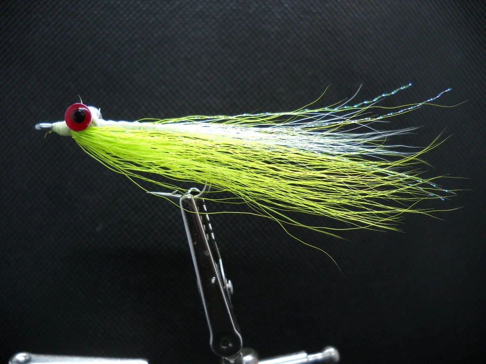 Clouser Minnow - Chartreuse & White w/ Red Eye - 2/0 - Image 1 of 1