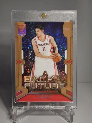 2023-24 Donruss Elite Back to the Future Gold #/10 Yao Ming #1 HOF Rockets - Image 1 of 2