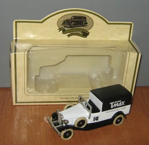 Lledo Days Gone DG22 LP22014 Packard Town Van Kodak Tmax - Picture 1 of 7