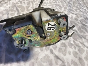 93-97 HONDA DEL SOL S - FRONT DOOR LOCK PASSANGER ACTUATOR - NON POWER OEM - Picture 1 of 5