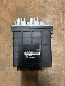 Original VW Golf Motorsteuergerät 1H0907311L 0261203318 - Bild 1 von 4