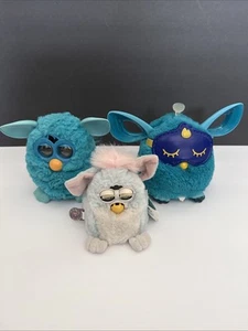 Vintage Furbys Lot of 3 (UNTESTED) *Read - Picture 1 of 18