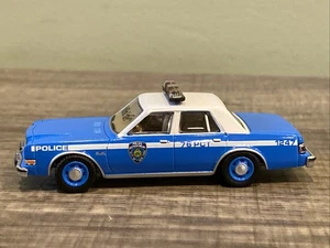 Greenlight Pre-Production Deco SAMPLE Hot Pursuit 1982 Plymouth Fury NYPD 1:64 - Picture 1 of 10
