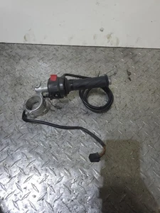 SUZUKI GSXR 600 750 2004-2005 CLIP DERECHO CON MONTAJE DE ACELERADOR E INTERRUPTORES  - Imagen 1 de 16