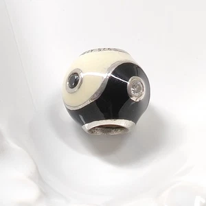 Pandora Ying Yang Cuentas Blanco Negro Esmalte Retirado Dije 790488CZ Estrás 925 - Imagen 1 de 8