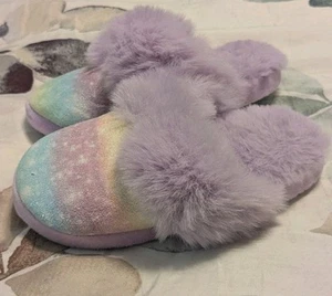 Purple Rainbow Slippers Toddler Girls Size 9/10 - Picture 1 of 6