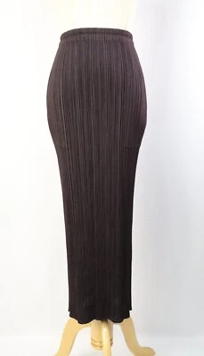PLEATS PLEASE Burgundy Skirt ISSEY MIYAKE 224 1943 - Image 1 of 4