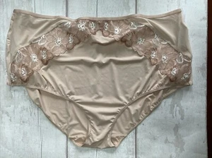 Ladies M&S Lingerie Almond Lacy Knickers Pants Cut Out Back Size 22 BNWOT - Picture 1 of 8