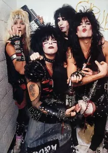 POSTER FOTOGRAFICO GRUPPO MOTLEY CRUE NUOVO! - Foto 1 di 1