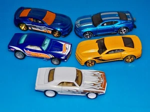 Wheel Swap Hot Wheels Chevy Camaro Muscle Cars w/Clear PVC Display Boxes - Picture 1 of 17