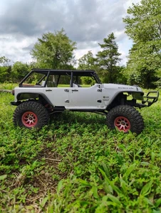 1:10 Axial SCX10ii Jeep Wrangler Rubicon Off Road Control Remoto Coche Mejoras - Imagen 1 de 17