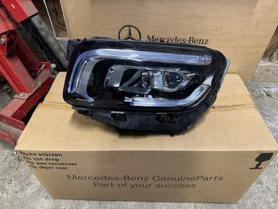 A 247 906 31 00 MERCEDES GLB LED Scheinwerfer - Bild 1 von 4