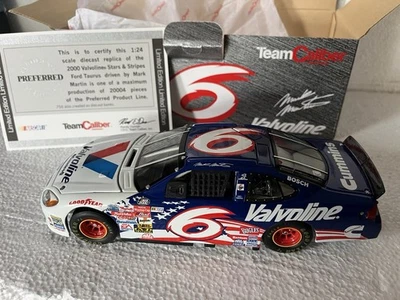 Team Caliber 2000 Valvoline Stars And Stripes Ford Taurus #6 Mark Martin 1:24 - Image 1 of 4